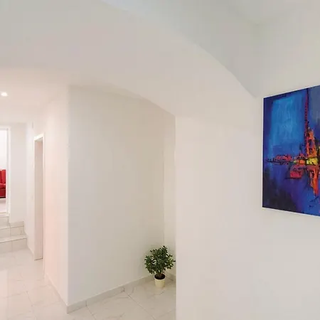With A Parking Space - 14631 Appartement Crikvenica