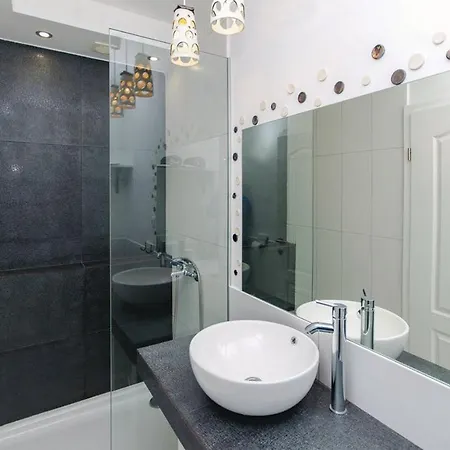 With Parking Space - 14631 Apartmán