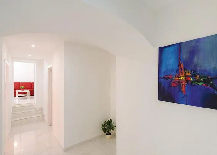 With Parking Space - 14631 Apartman Crikvenica